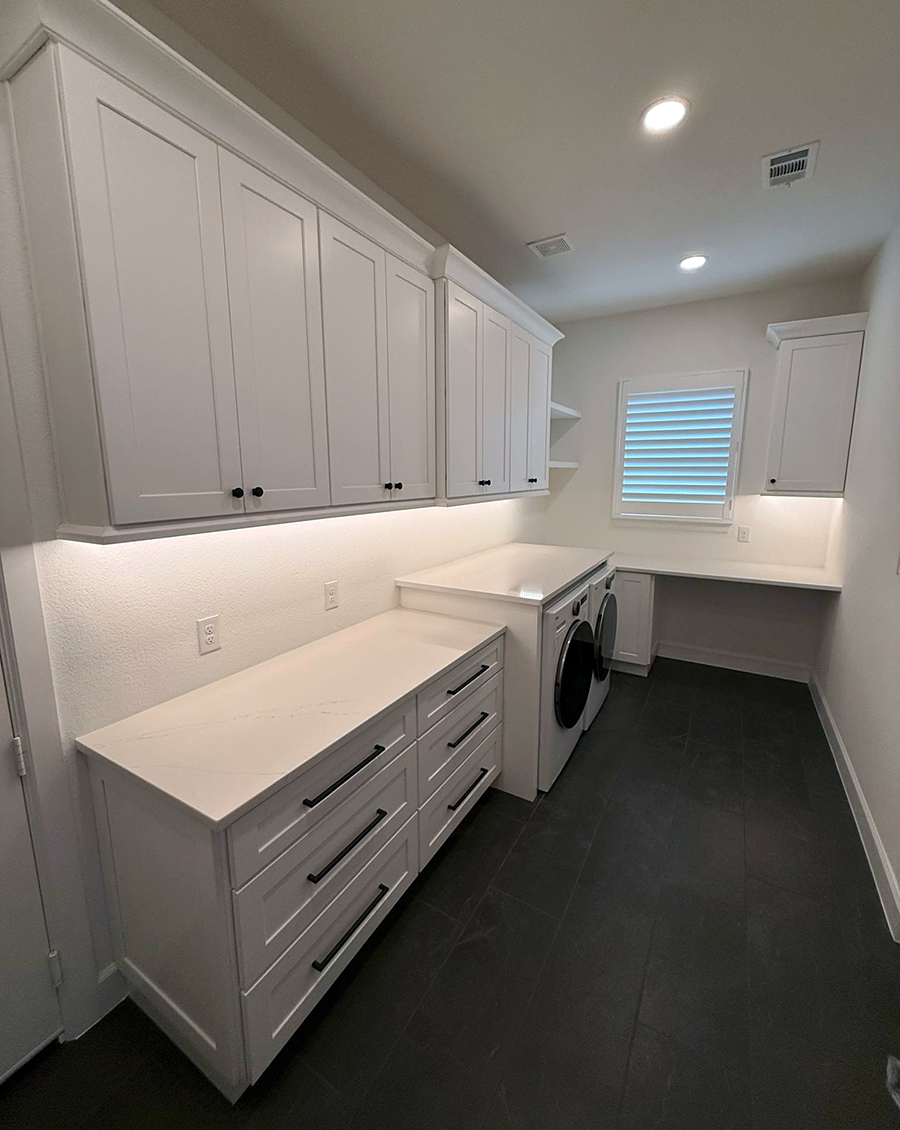 Toro - Laundry Room Custom Storage and Organization